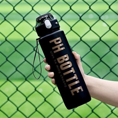 주문 BPA 무료 1000ml 1 리터 물병 성인용 빨대와 함께 하향 색상 32 온스 대용량 많은 색상 재사용 냄새가 없습니다 online manufacture