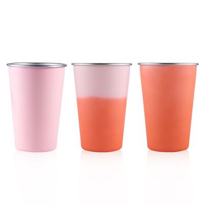 주문 누출 방지 단일 벽 스테인레스 스틸 컵 색상 변경 단열 된 얼음 커피 텀블러와 빨대 가족 저녁 식사 또는 야외 활동에 저장하기 쉽습니다 online manufacture
