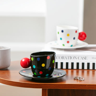 크리에이티브 세라믹 컵 및 접시 다채로운 폴카 도트 커피 컵 높은 외관 수준 사무실 컵 부부 가정용 음료 컵 컵